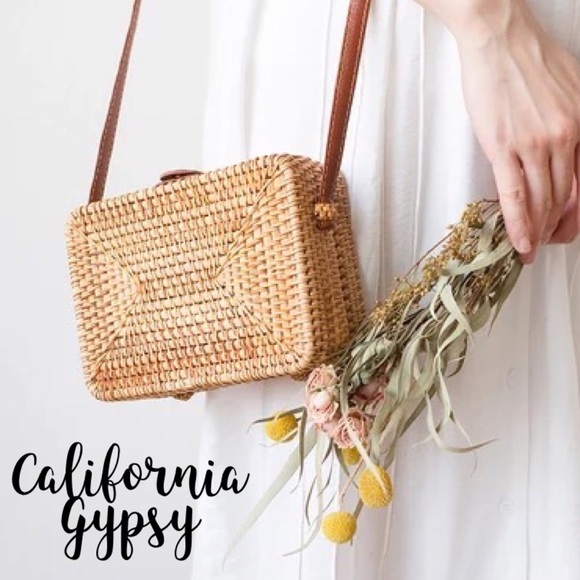 Handbags - Boho gypsy rattan crossbody bag